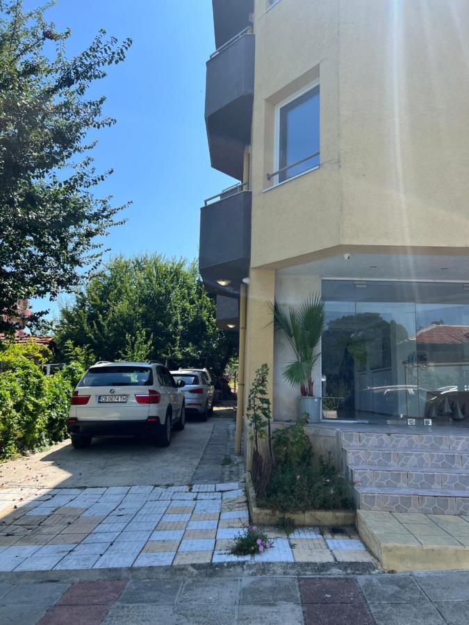 Satmar Lozenets Exterior foto